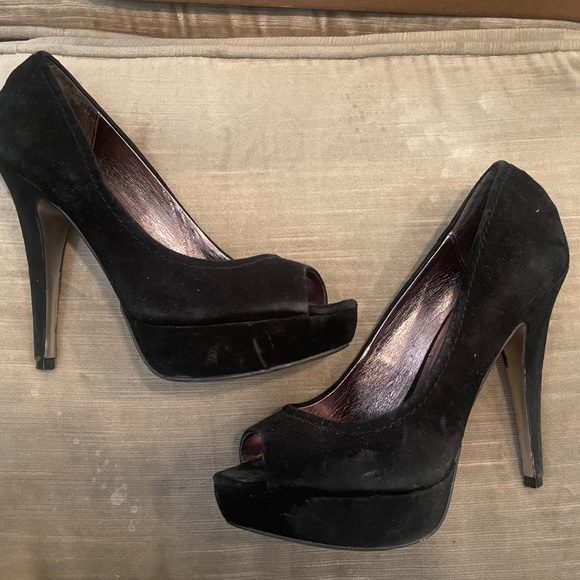 Steve Madden heals size 7.5